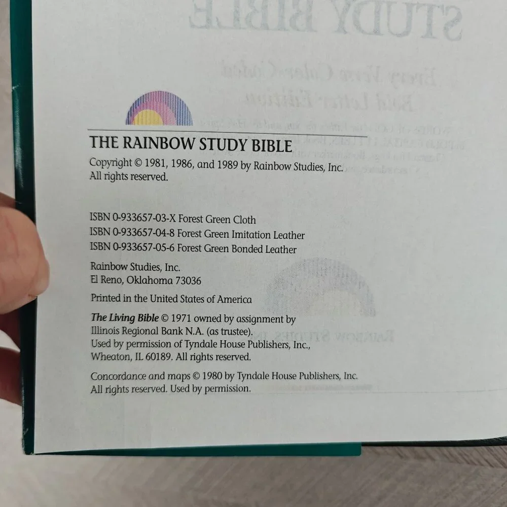 The Rainbow Study Bible Living Bible Edition Bold Letter Hardcover 1986 - Picture 4 of 9